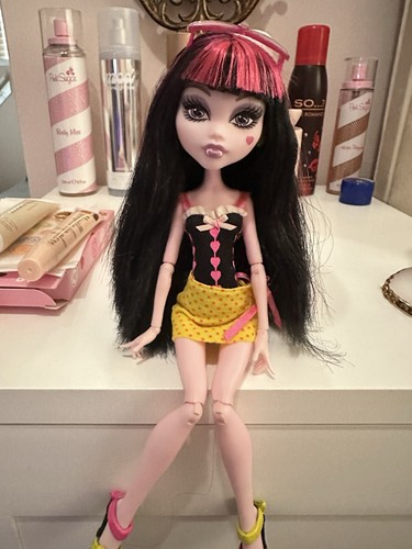 Monster high gloom beach - monster,
