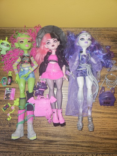 Monster high dolls bundle - monster,