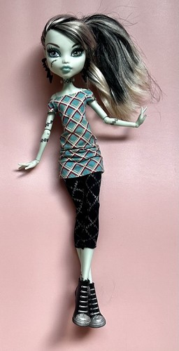 Monster high 2011 - 🖤,