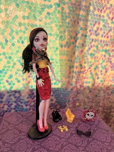 Monster high heart - heart, shoes
