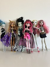 Monster High Dolls Bundle